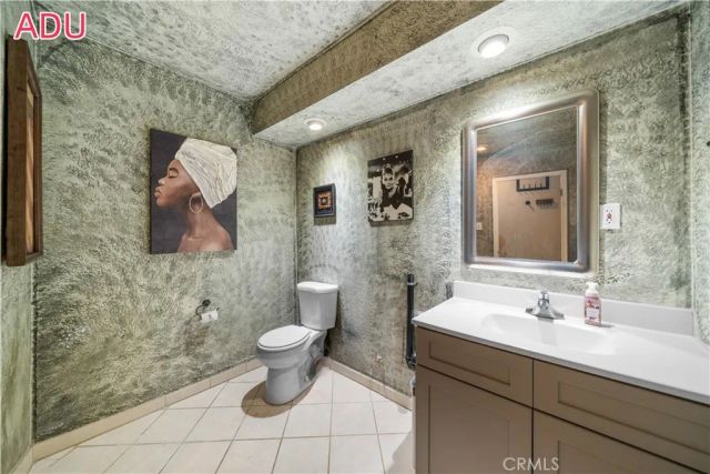818 W Bonnie Brae Court, Ontario, CA 91762