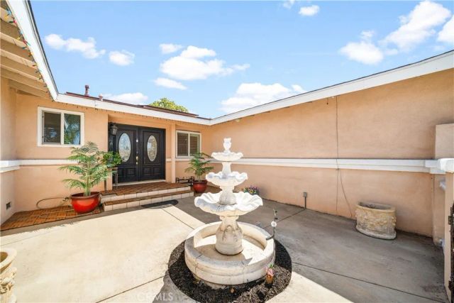 818 W Bonnie Brae Court, Ontario, CA 91762