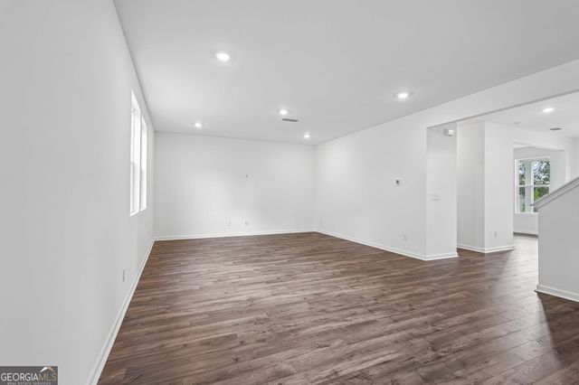 205 Groveton Court, Euharlee, GA 30145