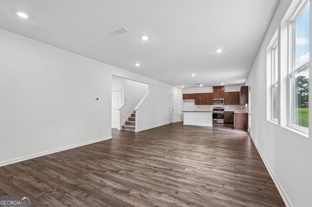 205 Groveton Court, Euharlee, GA 30145
