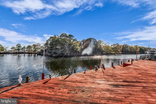 1007 LAUREL BLVD, Lanoka Harbor, NJ 08734