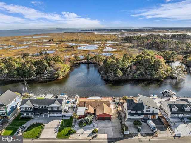 1007 LAUREL BLVD, Lanoka Harbor, NJ 08734