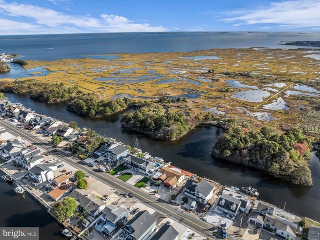 1007 LAUREL BLVD, Lanoka Harbor, NJ 08734