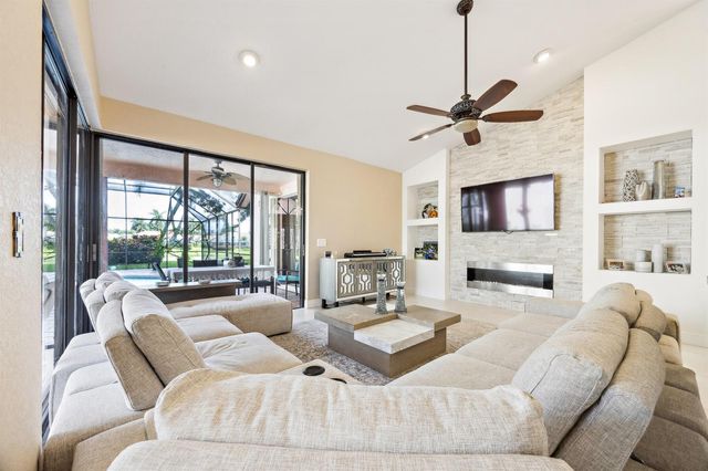 19365 CHERRY HILLS Terrace, Boca Raton, FL 33498