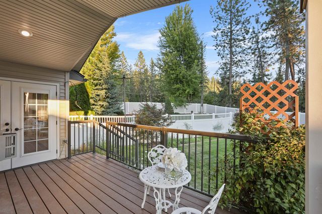 307 W Arrow Ln, Spokane, WA 99208