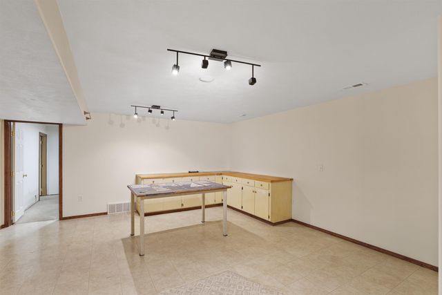 307 W Arrow Ln, Spokane, WA 99208