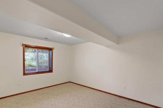 307 W Arrow Ln, Spokane, WA 99208