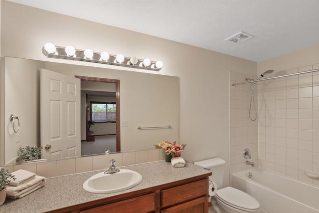 307 W Arrow Ln, Spokane, WA 99208