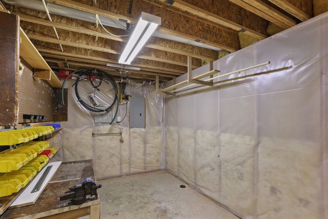 307 W Arrow Ln, Spokane, WA 99208