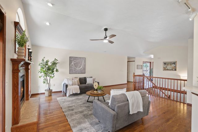 307 W Arrow Ln, Spokane, WA 99208