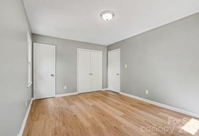 7040 Idlewild Road, Charlotte, NC 28212