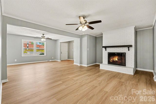 7040 Idlewild Road, Charlotte, NC 28212