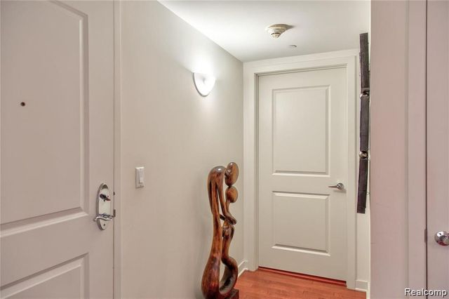 1135 Shelby #35 Street 2609, Detroit, MI 48226