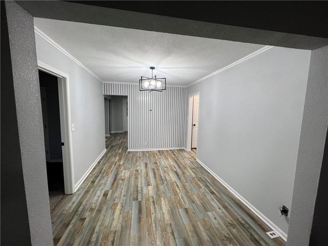 826 S Cottage Street, Independence, MO 64050