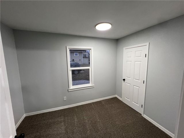 826 S Cottage Street, Independence, MO 64050