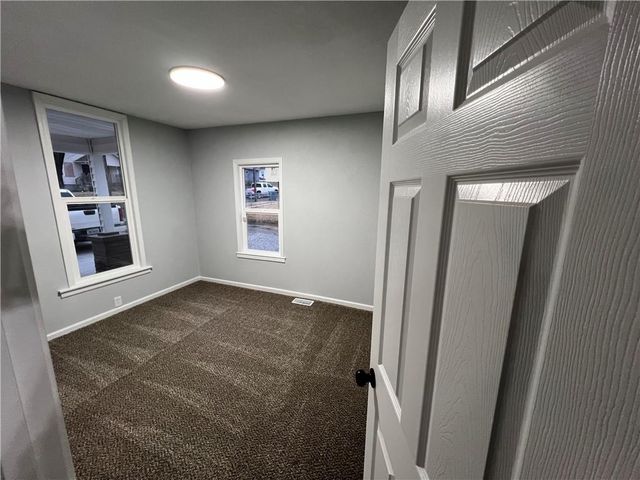 826 S Cottage Street, Independence, MO 64050