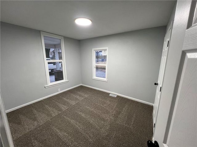 826 S Cottage Street, Independence, MO 64050