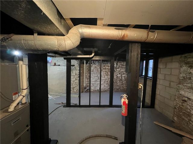 826 S Cottage Street, Independence, MO 64050