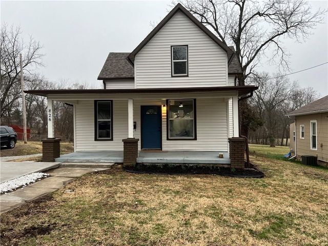 826 S Cottage Street, Independence, MO 64050