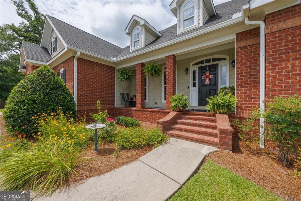 210 Oberon Place S, Macon, GA 31210