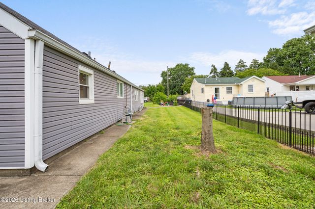4152 Hickman Ave, Louisville, KY 40213