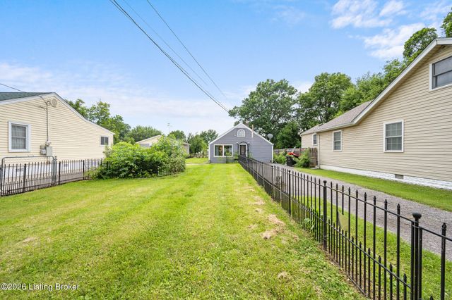 4152 Hickman Ave, Louisville, KY 40213