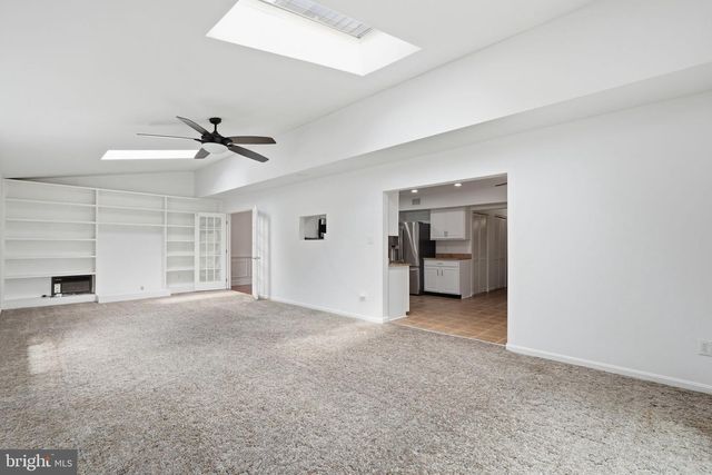 1300 BAYSHIRE LN, Herndon, VA 20170