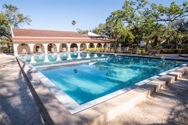 2630 PEARCE DRIVE 104, Clearwater, FL 33764