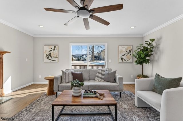 5 Witherwood Dr, Hardyston Twp., NJ 07419