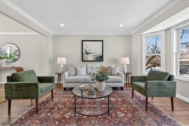 5 Witherwood Dr, Hardyston Twp., NJ 07419