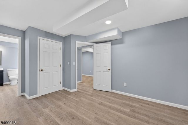 5 Witherwood Dr, Hardyston Twp., NJ 07419