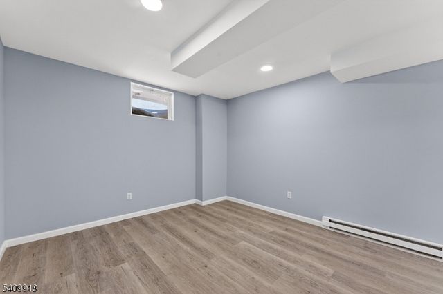 5 Witherwood Dr, Hardyston Twp., NJ 07419