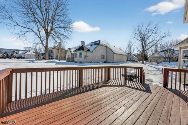 5 Witherwood Dr, Hardyston Twp., NJ 07419