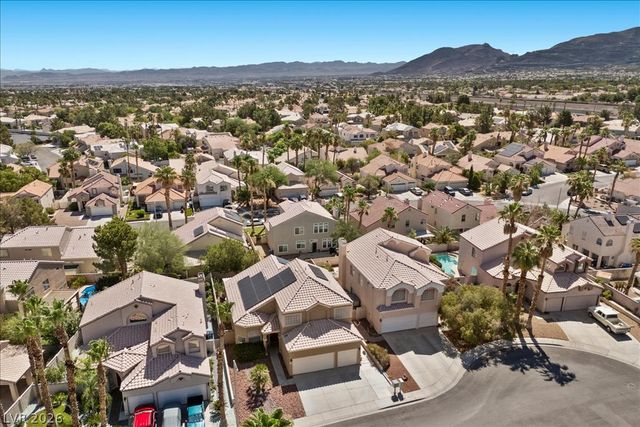 24 Olive Tree Court, Henderson, NV 89074