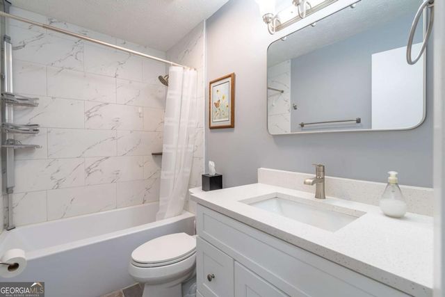 1901 Cumberland Court SE, Smyrna, GA 30080