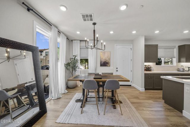 2556 Little Rock Lane, Simi Valley, CA 93065