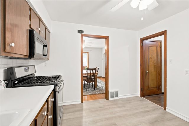 412 Phillips Ave, Stowe Twp, PA 15136