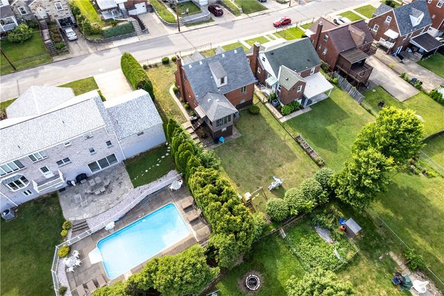 412 Phillips Ave, Stowe Twp, PA 15136