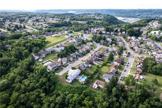 412 Phillips Ave, Stowe Twp, PA 15136
