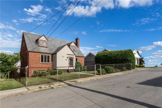 412 Phillips Ave, Stowe Twp, PA 15136