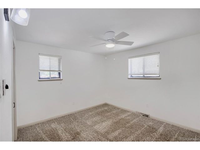 6421 Independence St, Arvada, CO 80004
