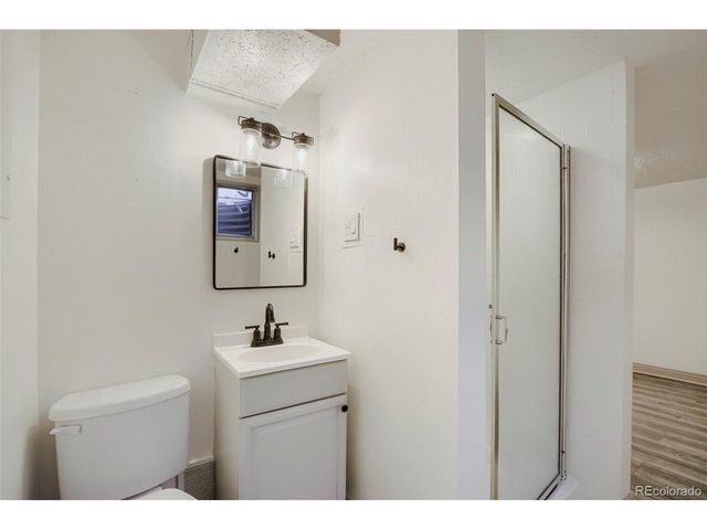 6421 Independence St, Arvada, CO 80004