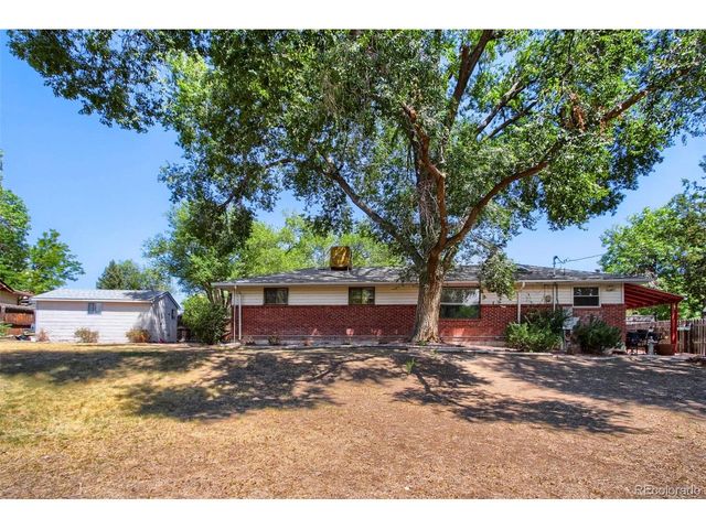 6421 Independence St, Arvada, CO 80004