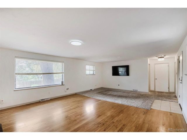 6421 Independence St, Arvada, CO 80004