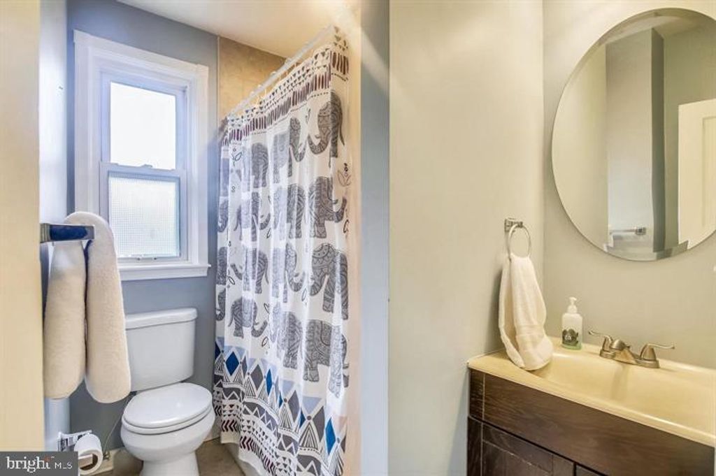 Image 9 of property listing at 1515 NORTHGATE, Baltimore, MD 21218