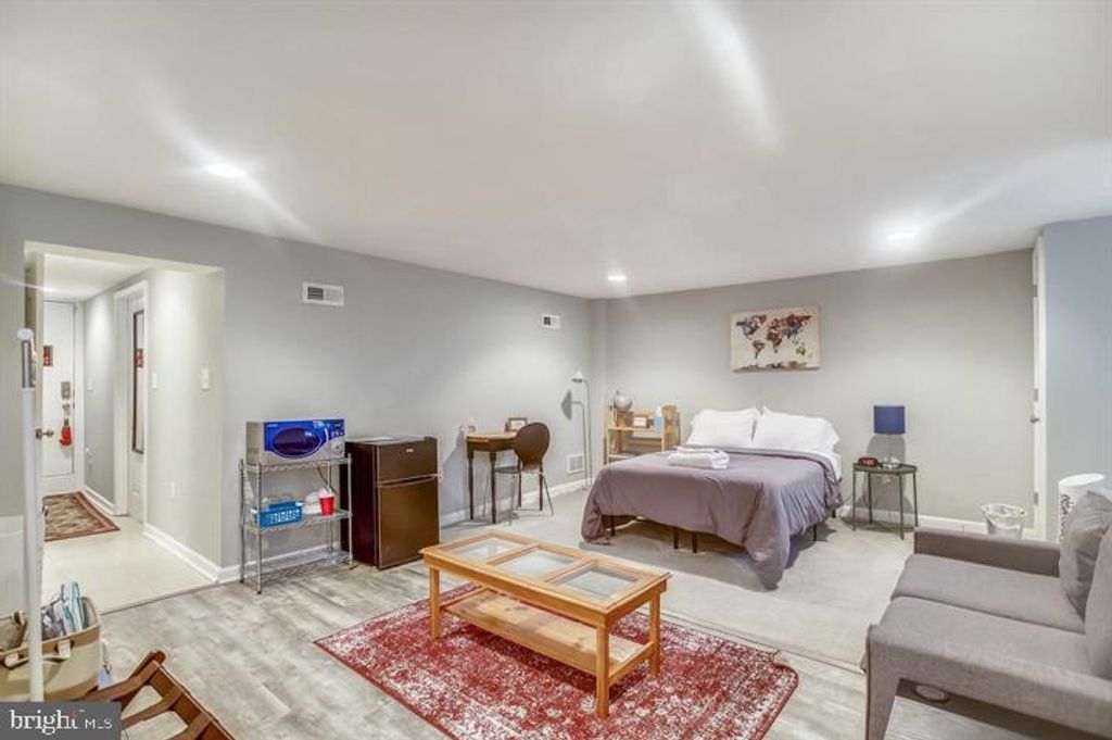 Image 10 of property listing at 1515 NORTHGATE, Baltimore, MD 21218