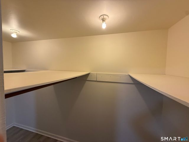 388 South main Street 7, Seymour, CT 06483