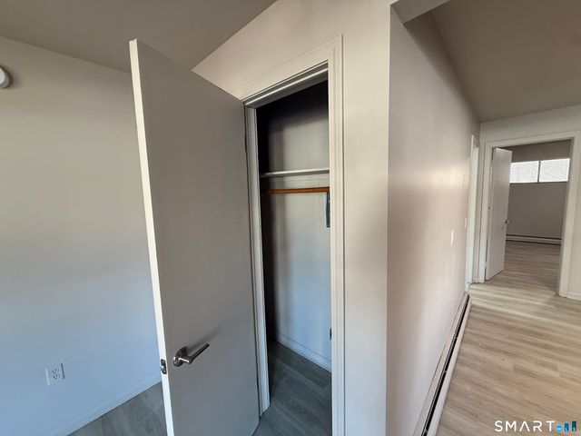 388 South main Street 7, Seymour, CT 06483