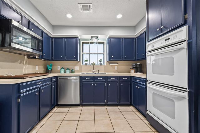 1011 Marne Lane, Houston, TX 77090