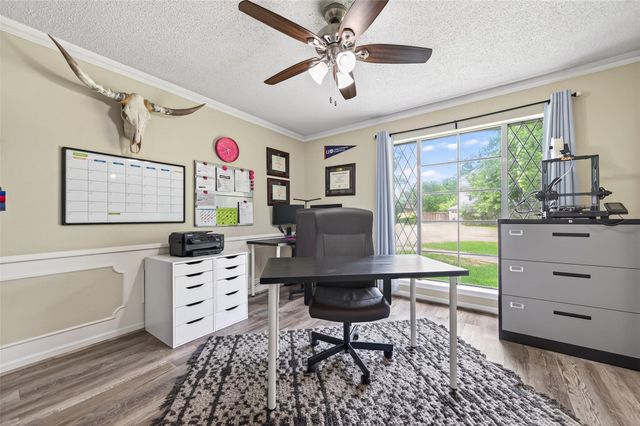 1011 Marne Lane, Houston, TX 77090